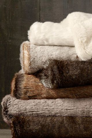 Cozy up with these luxurious faux fur blankets, perfect for a friendsgiving gathering. Soft, stylish, and irresistibly warm.