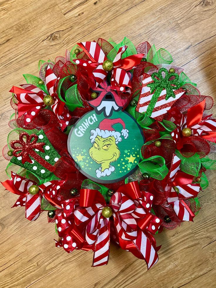 diy grinch wreath