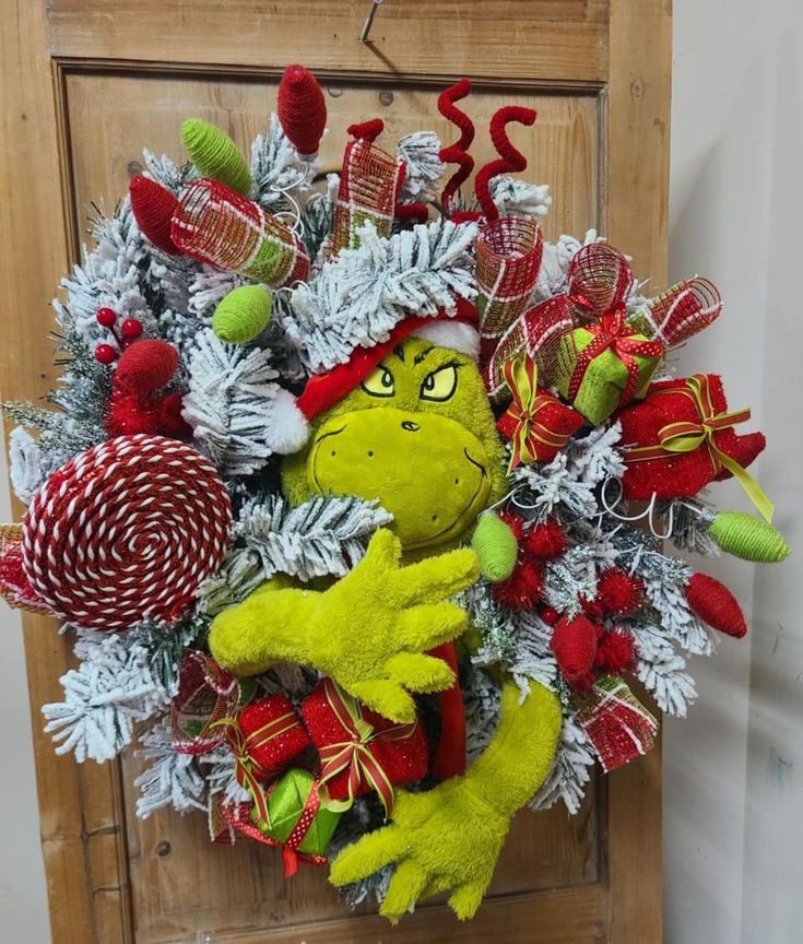 diy grinch wreath